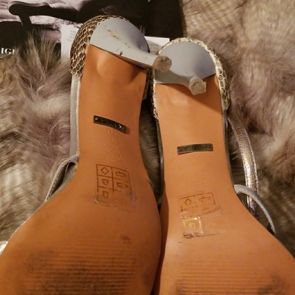 Shoes - Picture 5 of 7